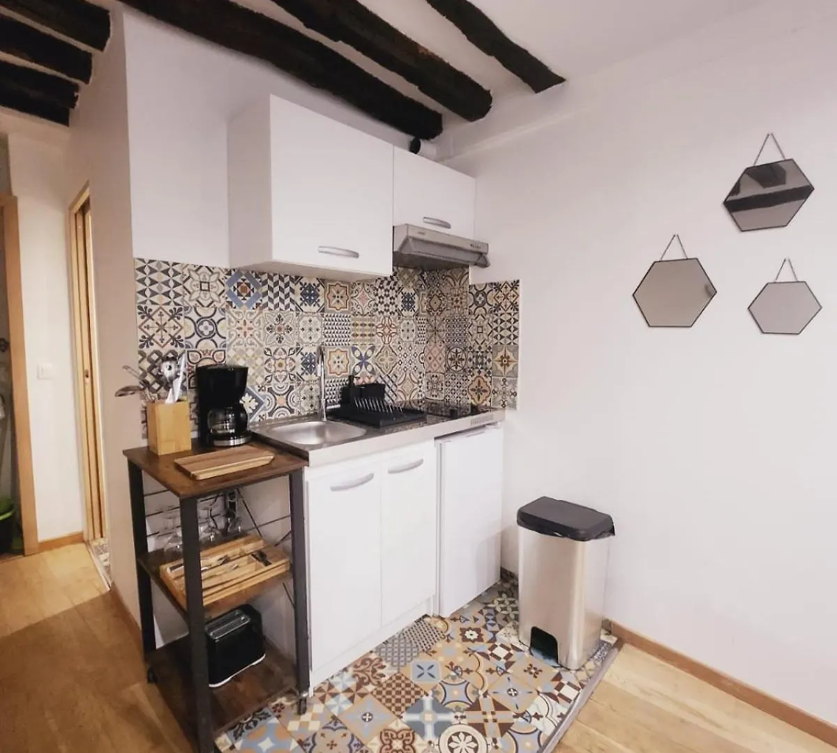 Coqueto Estudio Paris 0*,  France